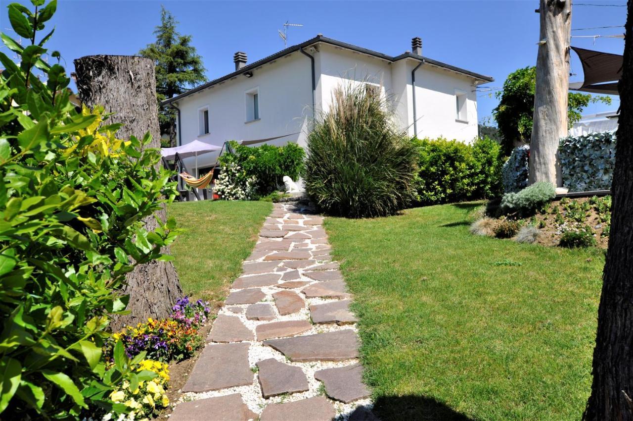 San Benedetto Del Querceto 간 에덴 비앤비 B&B 외부 사진