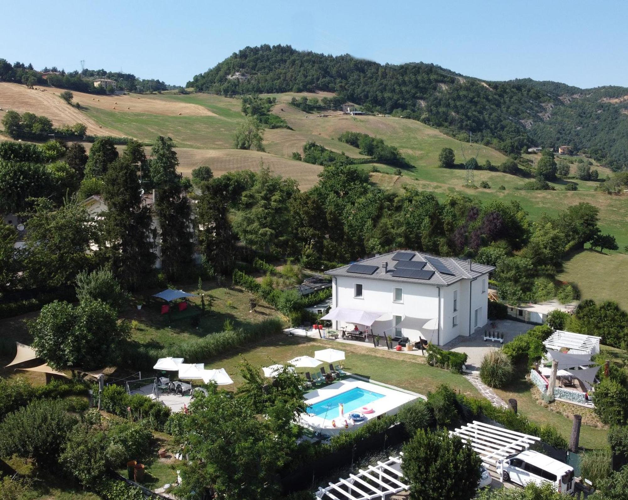 San Benedetto Del Querceto 간 에덴 비앤비 B&B 외부 사진